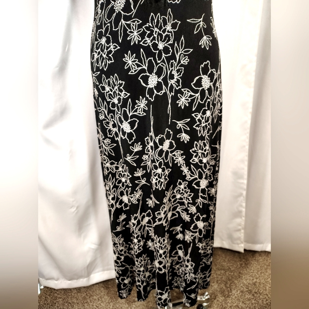 Cold Water Creek Vintage Halter Sheath Dress, White Floral; Blck/Silver, Long 10 - Picture 7 of 10